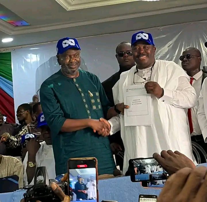 2027: Adelabu, Folarin, Florence Ajimobi Absent as Oyo APC Governorship Candidate Sen. Sharafadeen Alli Receives INEC Nomination Form, Unveils Running Mate